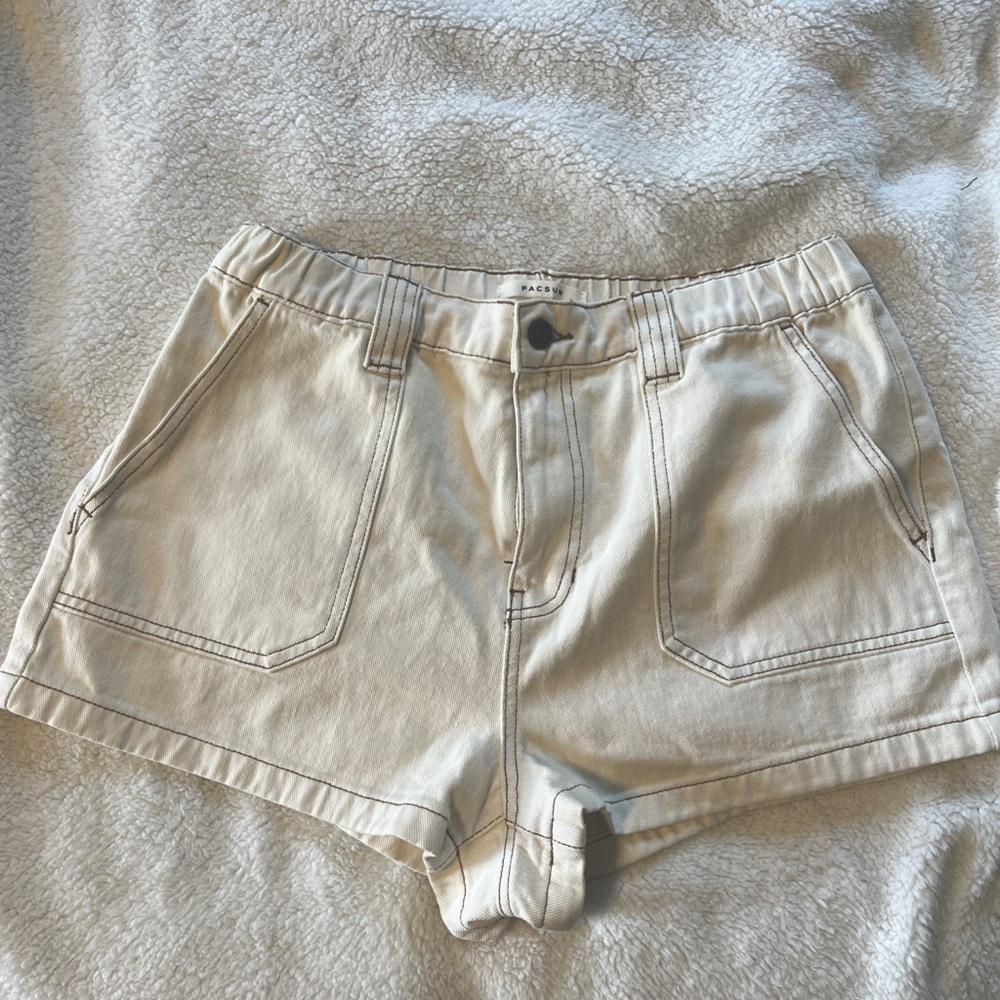 white deep pockets pacsun jean shorts
